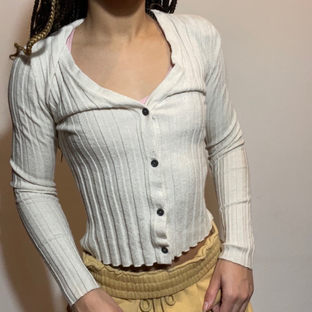 American Eagle Fitted Cardigan